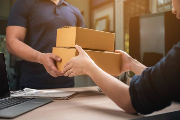 white_glove_delivery-1024×681 white_glove_delivery-1024x681